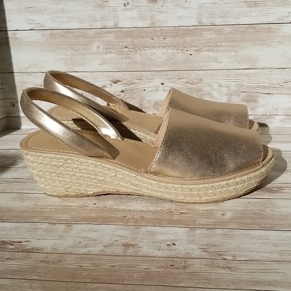 Reaction Kenneth Cole FINE GLASS ESPADRILLE 8.5